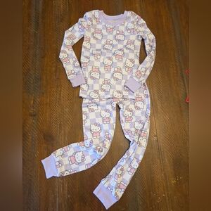 🎈2/$15 Hello Kitty Kids Pajama Set - Lavender and White 6